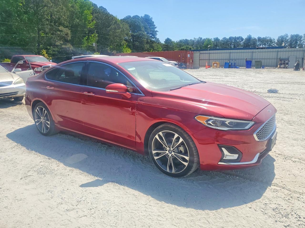 2019 Ford Fusion Titanium - Image 4