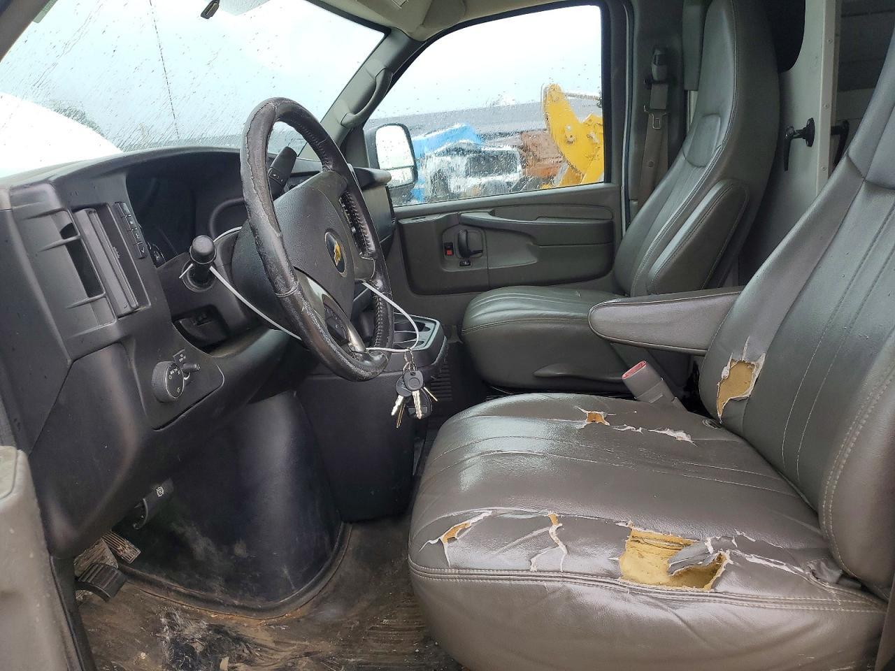 2014 Chevrolet Express G3500 - Фото 7