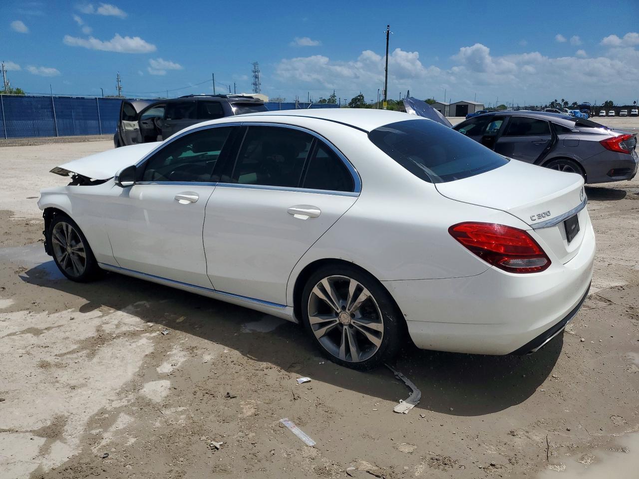 2016 Mercedes-Benz C 300 - Фото 2