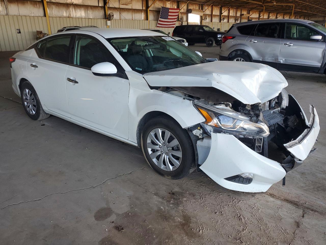 2021 Nissan Altima S - Фото 4