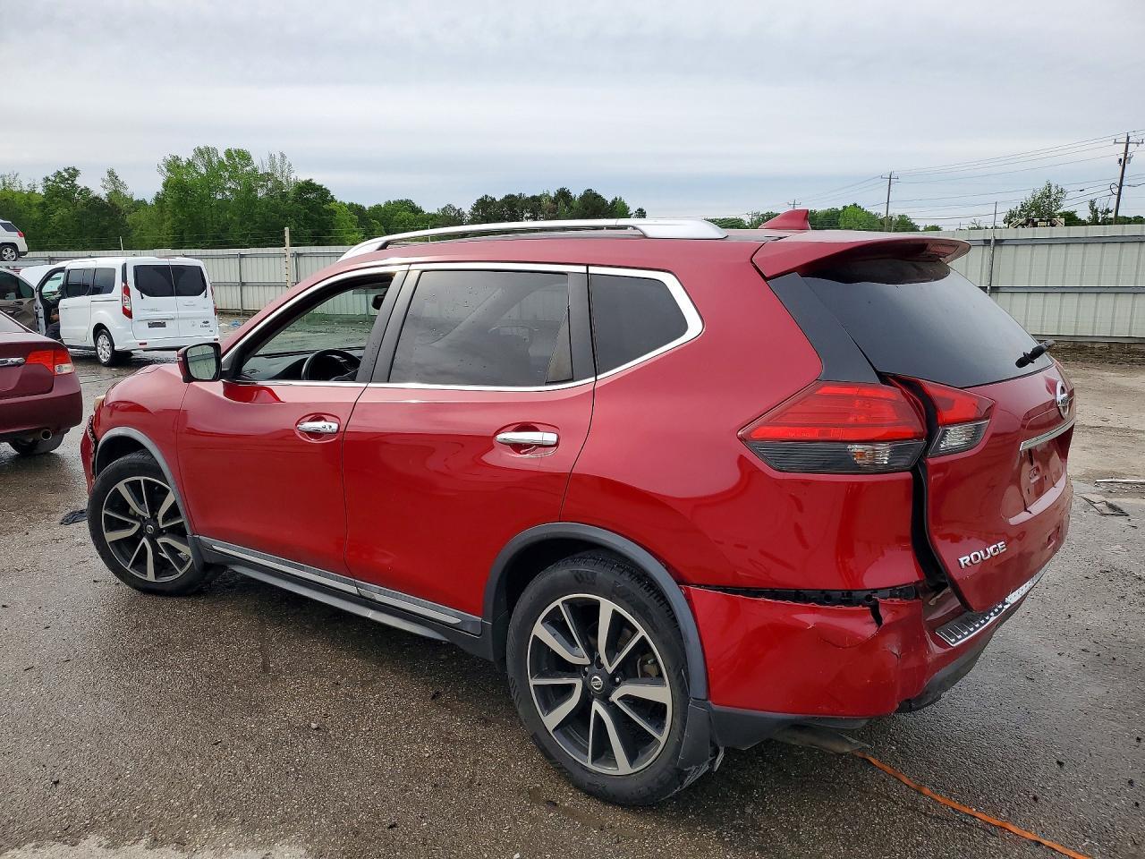 2017 Nissan Rogue Sl - Image 2