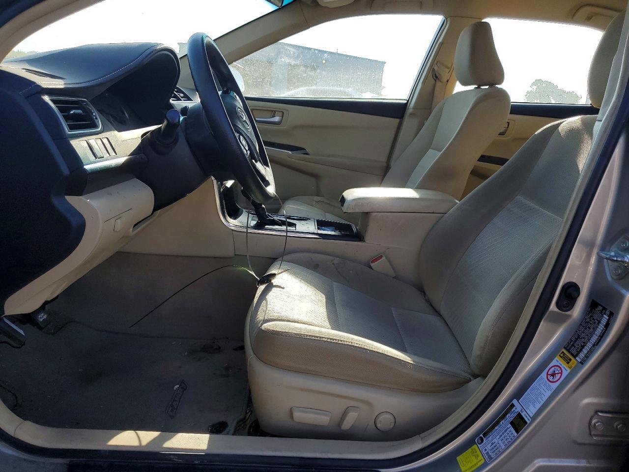 2016 Toyota Camry Le - Фото 7
