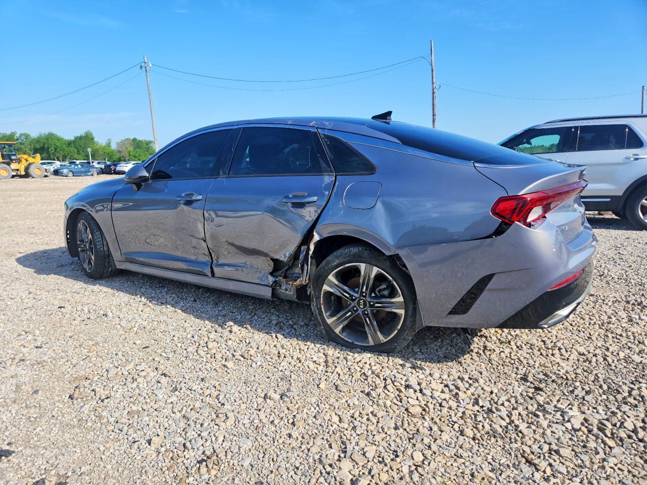 2021 Kia K5 Ex - Image 2