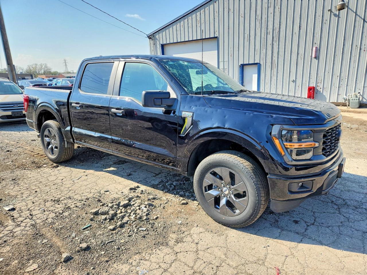 2025 Ford F150 Stx - Фото 4