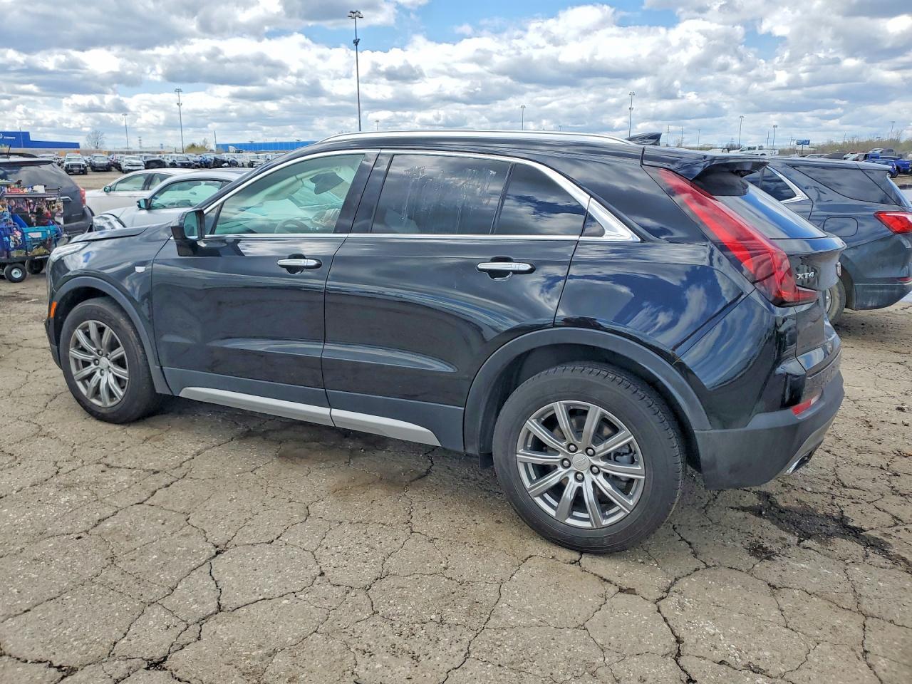 2019 Cadillac Xt4 Premium Luxury - Фото 2