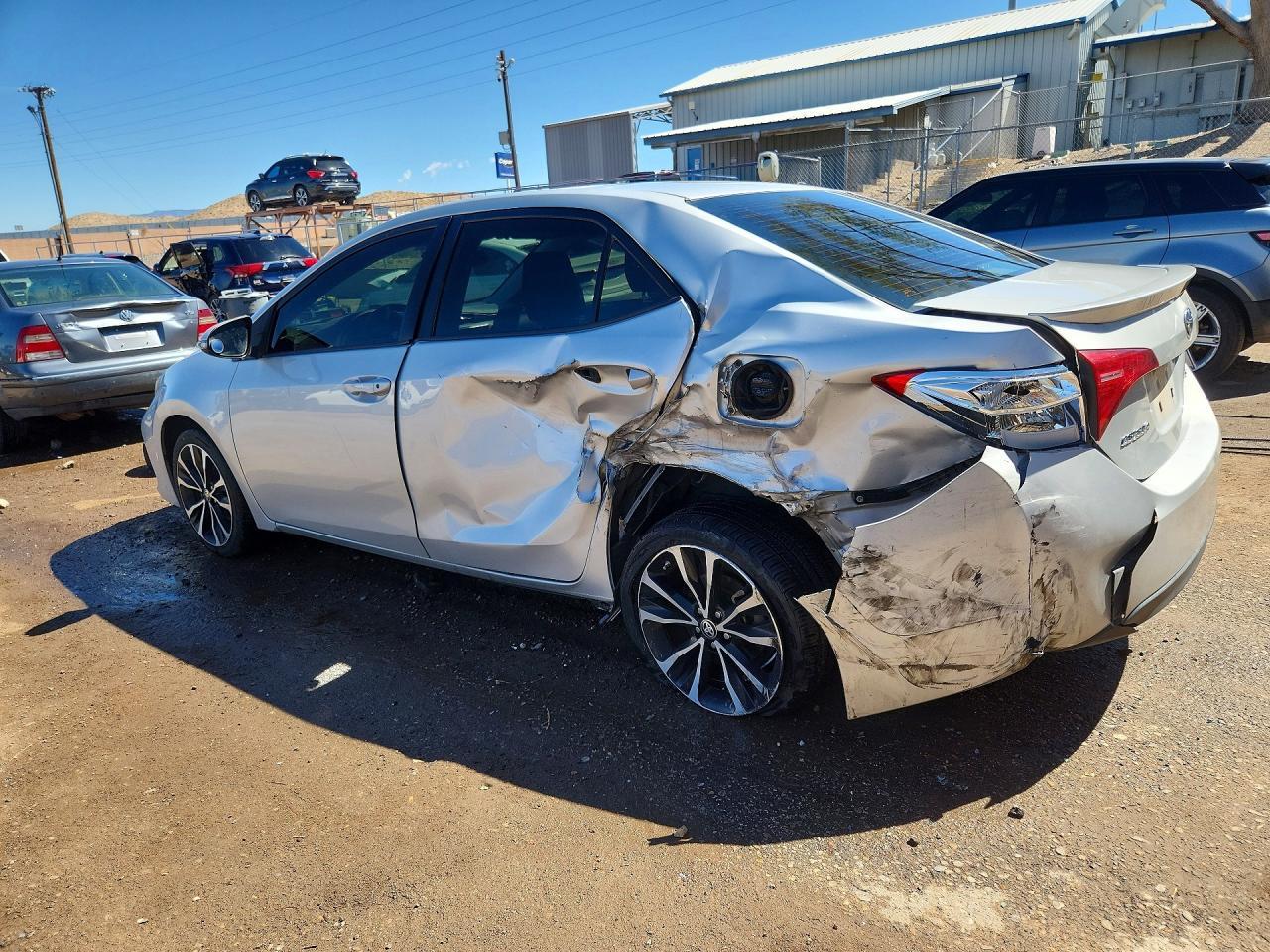 2018 Toyota Corolla Se - Image 2