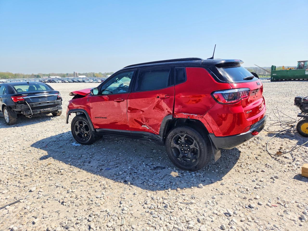 2023 Jeep Compass Trailhawk - Фото 2