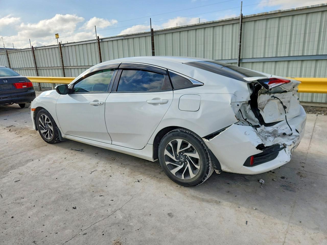 2016 Honda Civic Ex - Фото 2