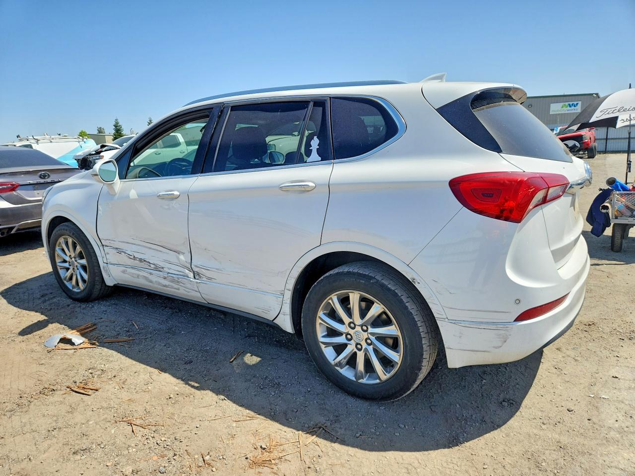 2019 Buick Envision Essence - Image 2