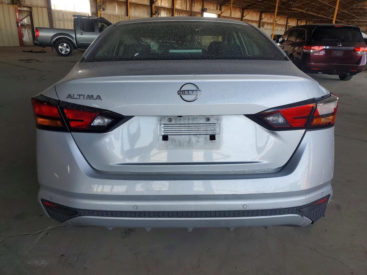 2024 Nissan Altima S - Фото 6