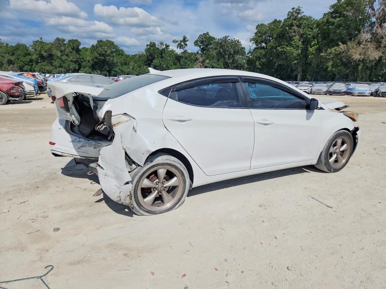 2015 Hyundai Elantra Se - Фото 3