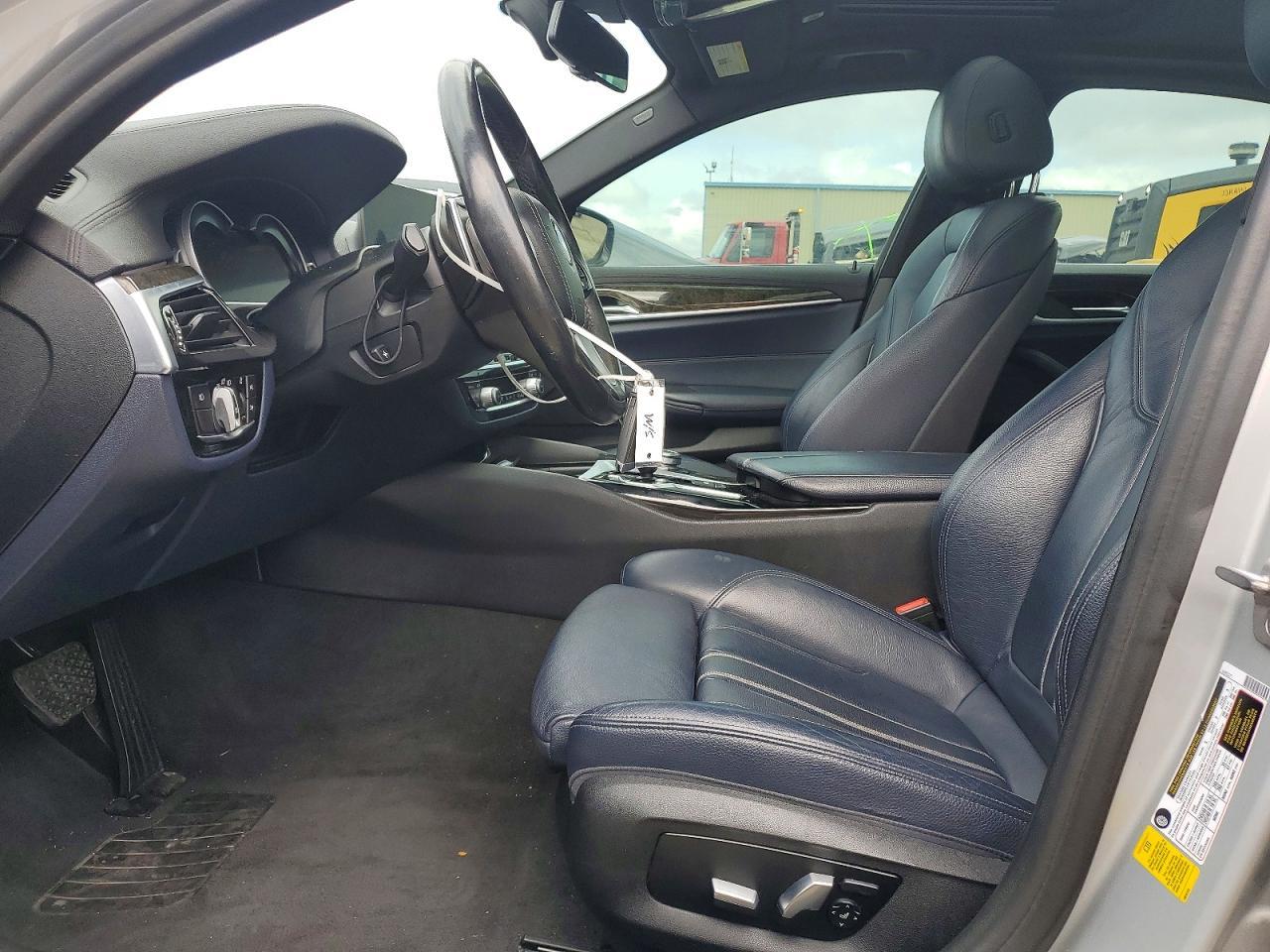 2017 BMW 530 I - Фото 7