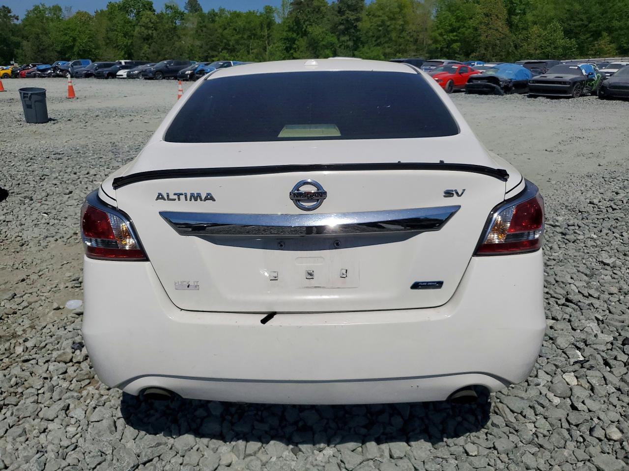 2014 Nissan Altima - Image 6