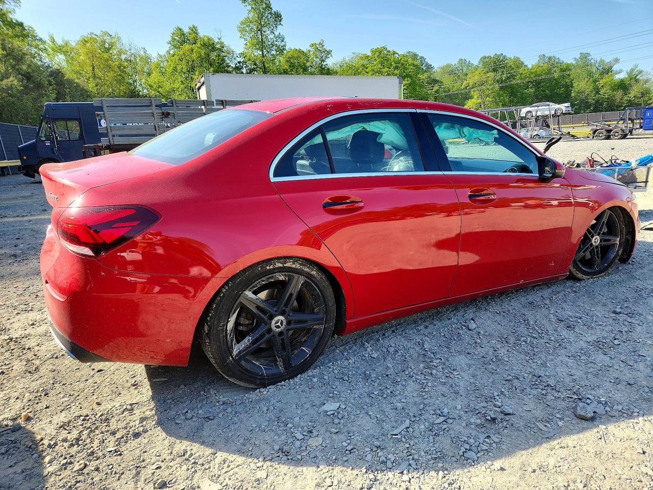 2019 Mercedes-Benz A 220 4Matic - Фото 3