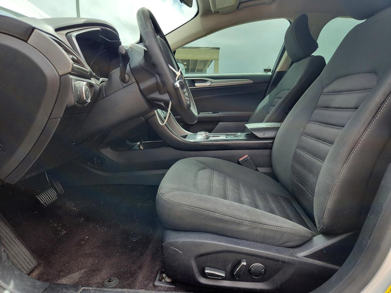 2017 Ford Fusion Se - Фото 7
