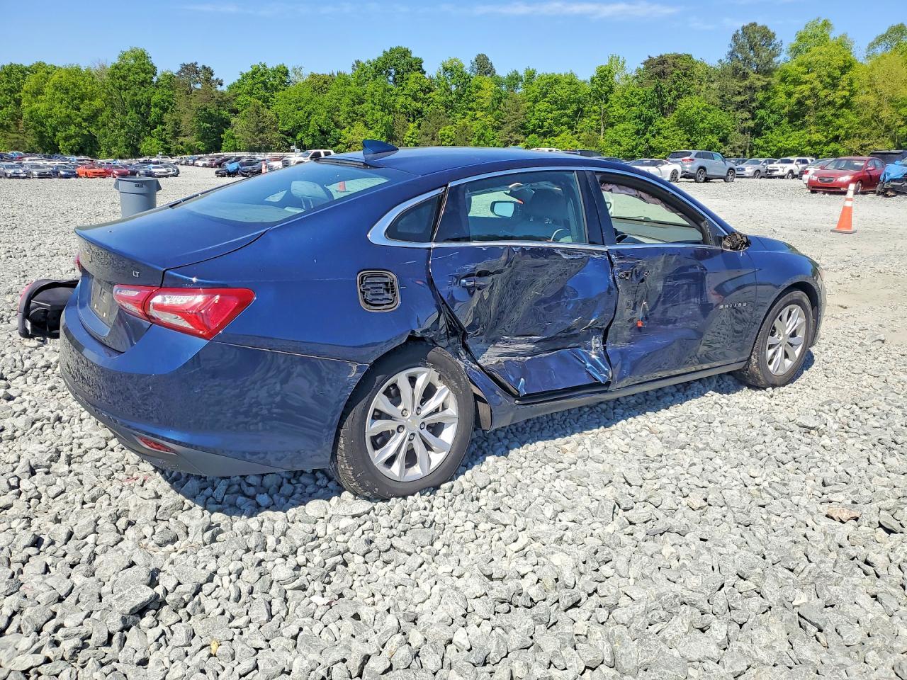 2021 Chevrolet Malibu Lt - Фото 3