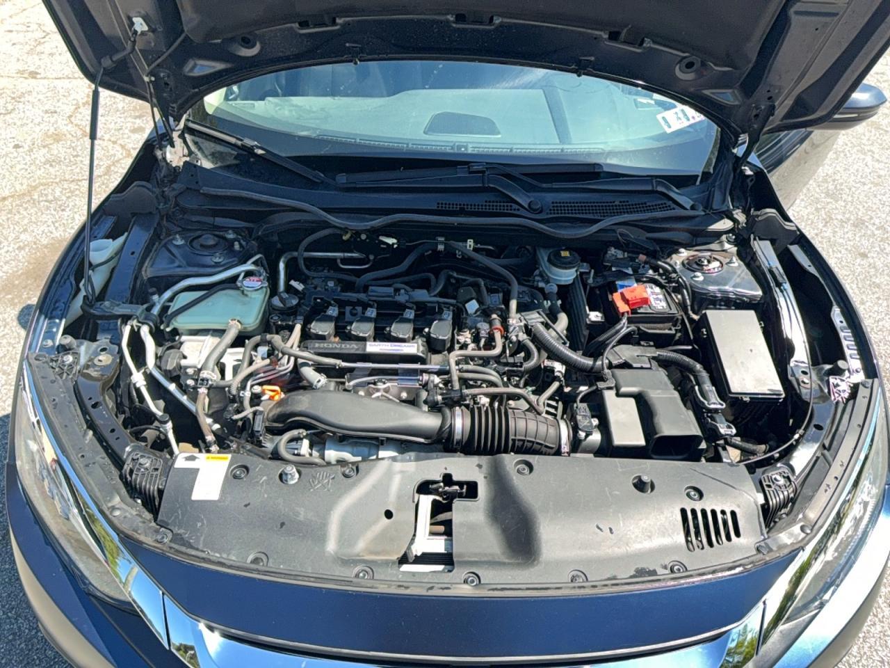 2018 Honda Civic Touring - Image 7