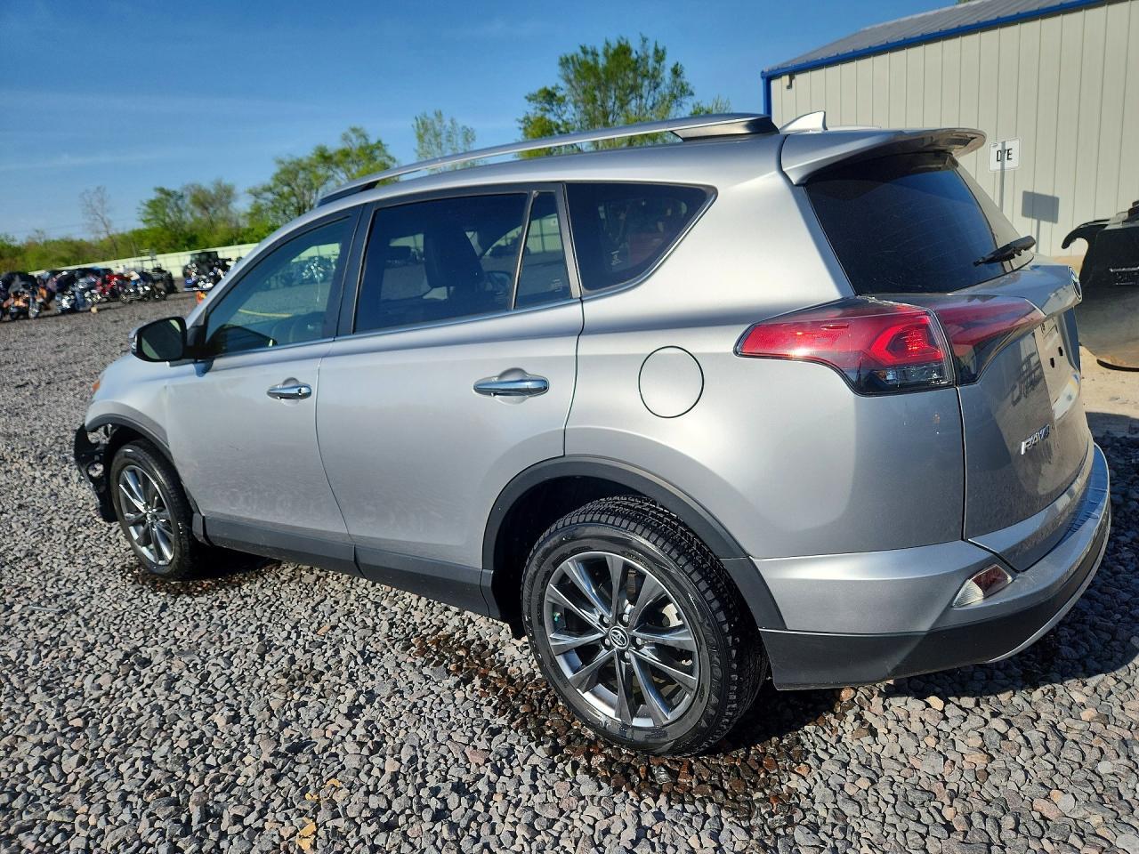 2018 Toyota Rav4 Limited - Фото 2