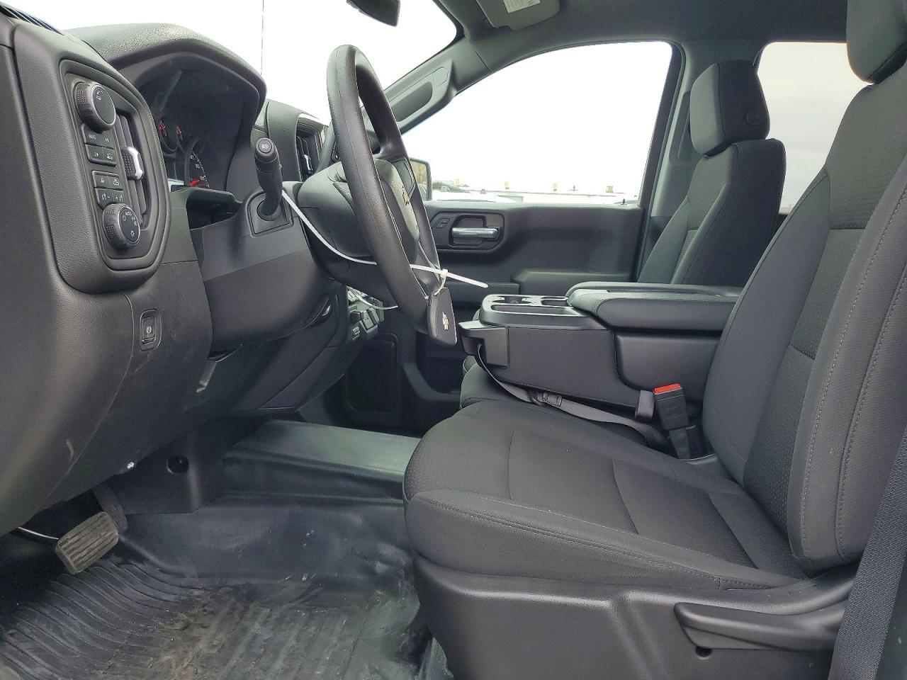 2025 Chevrolet Silverado K1500 - Фото 7