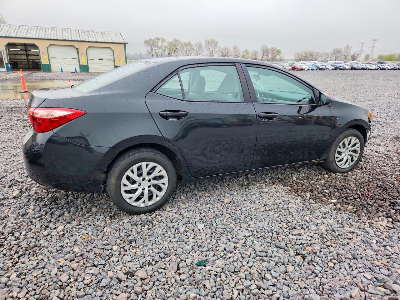 2019 Toyota Corolla Le - Image 3