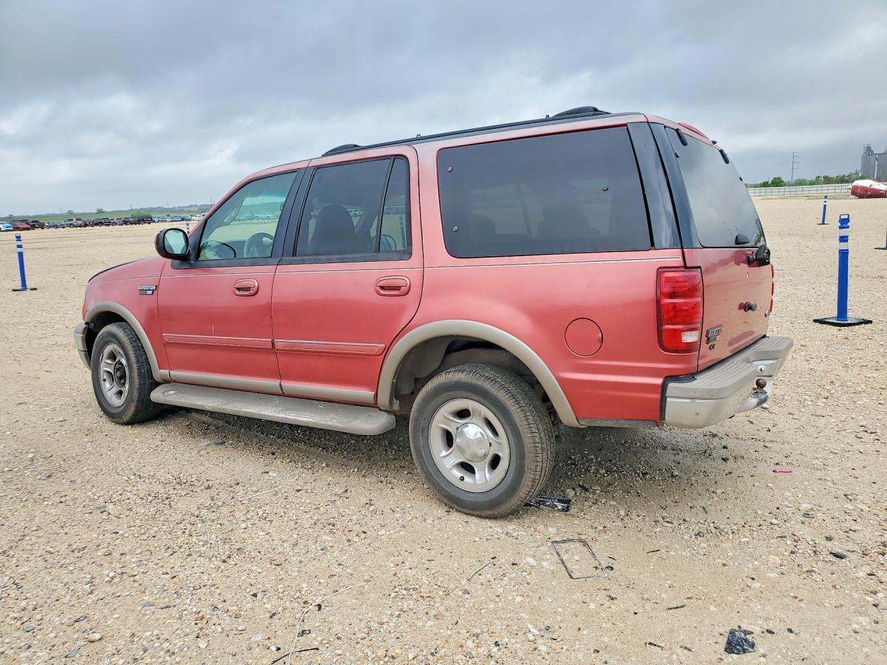 2001 Ford Expedition Eddie Bauer - Image 2