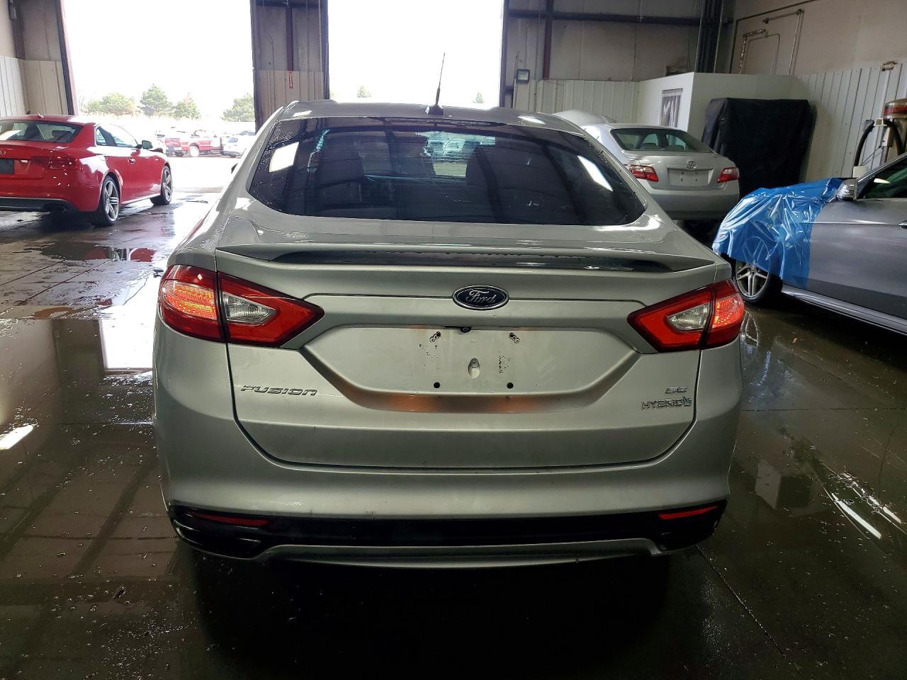 2016 Ford Fusion Se Hybrid - Фото 6