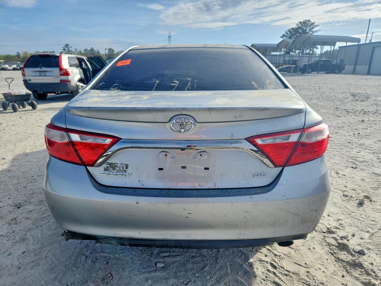 2017 Toyota Camry Se - Фото 6
