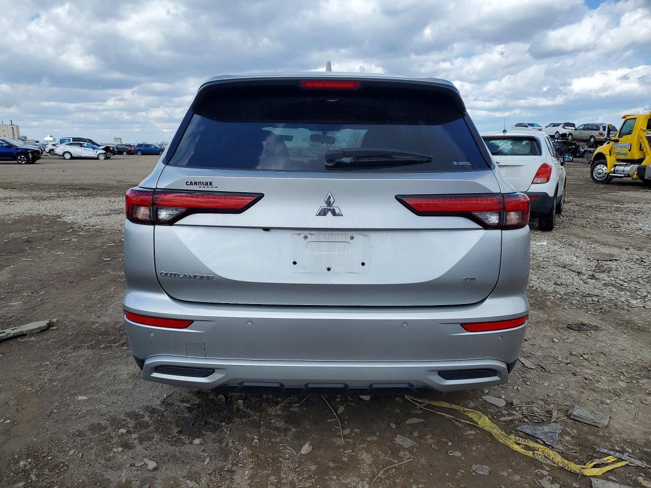 2022 Mitsubishi Outlander Se - Image 6