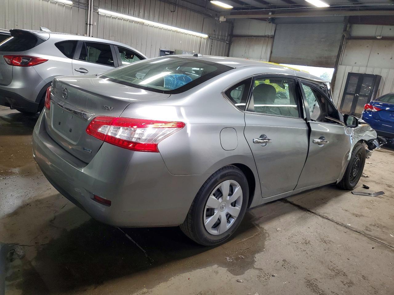 2013 Nissan Sentra S - Фото 3