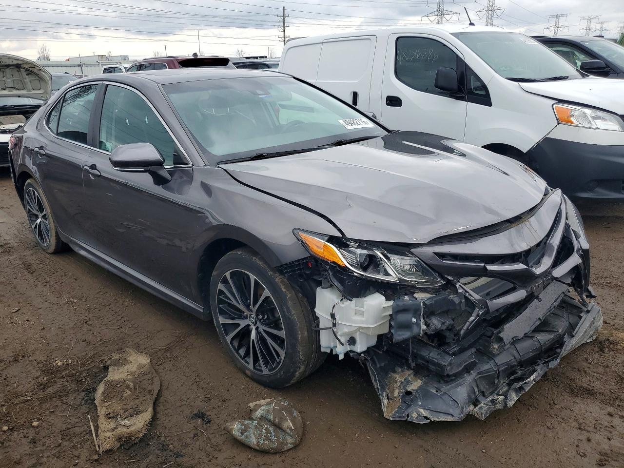 2018 Toyota Camry Se - Фото 4
