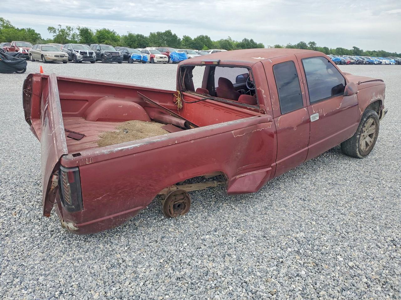 1998 Chevrolet Gmt-400 C1500 - Image 3