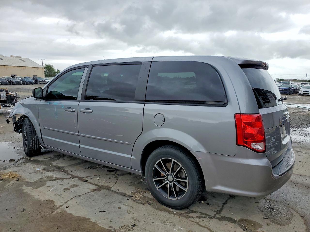 2015 Dodge Grand Caravan Se - Image 2