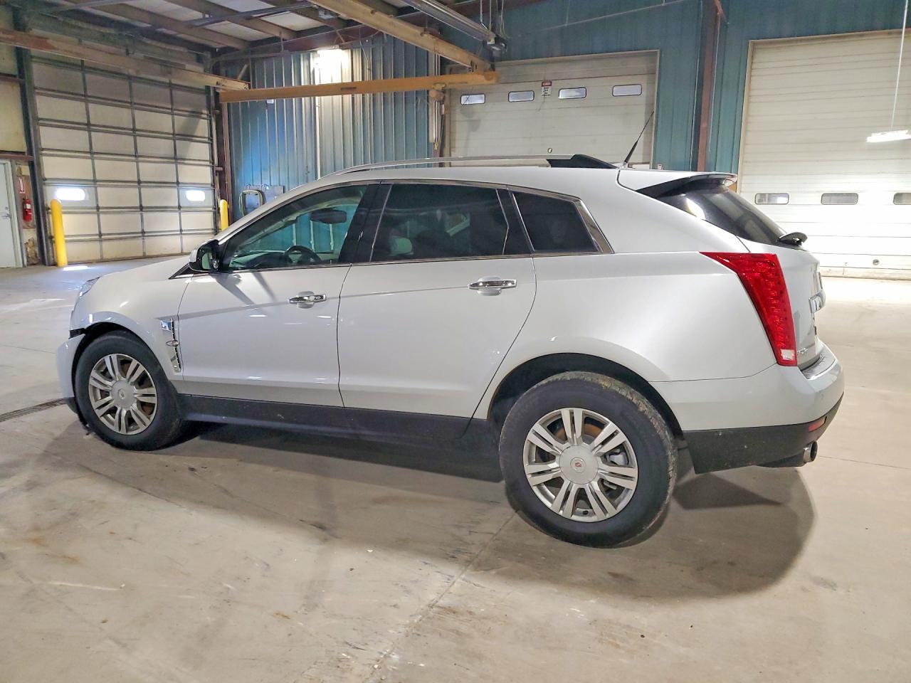 2011 Cadillac Srx Luxury Collection - Image 2