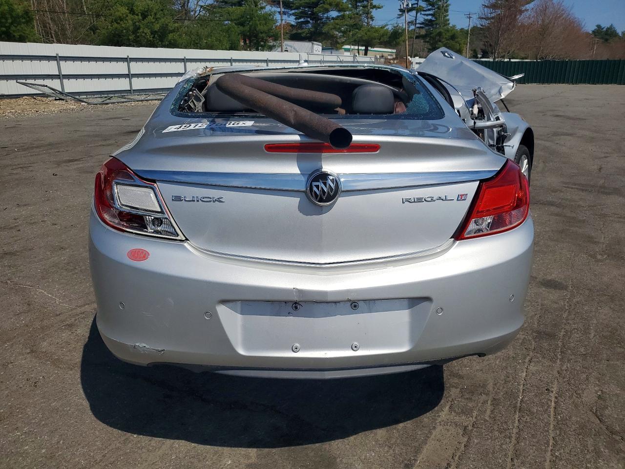 2013 Buick Regal Premium - Image 6