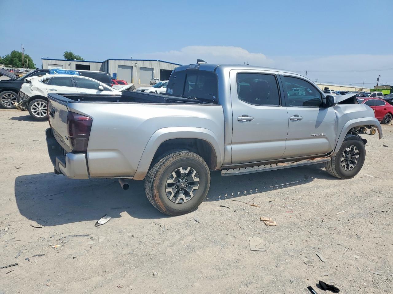 2017 Toyota Tacoma Trd Sport - Фото 3