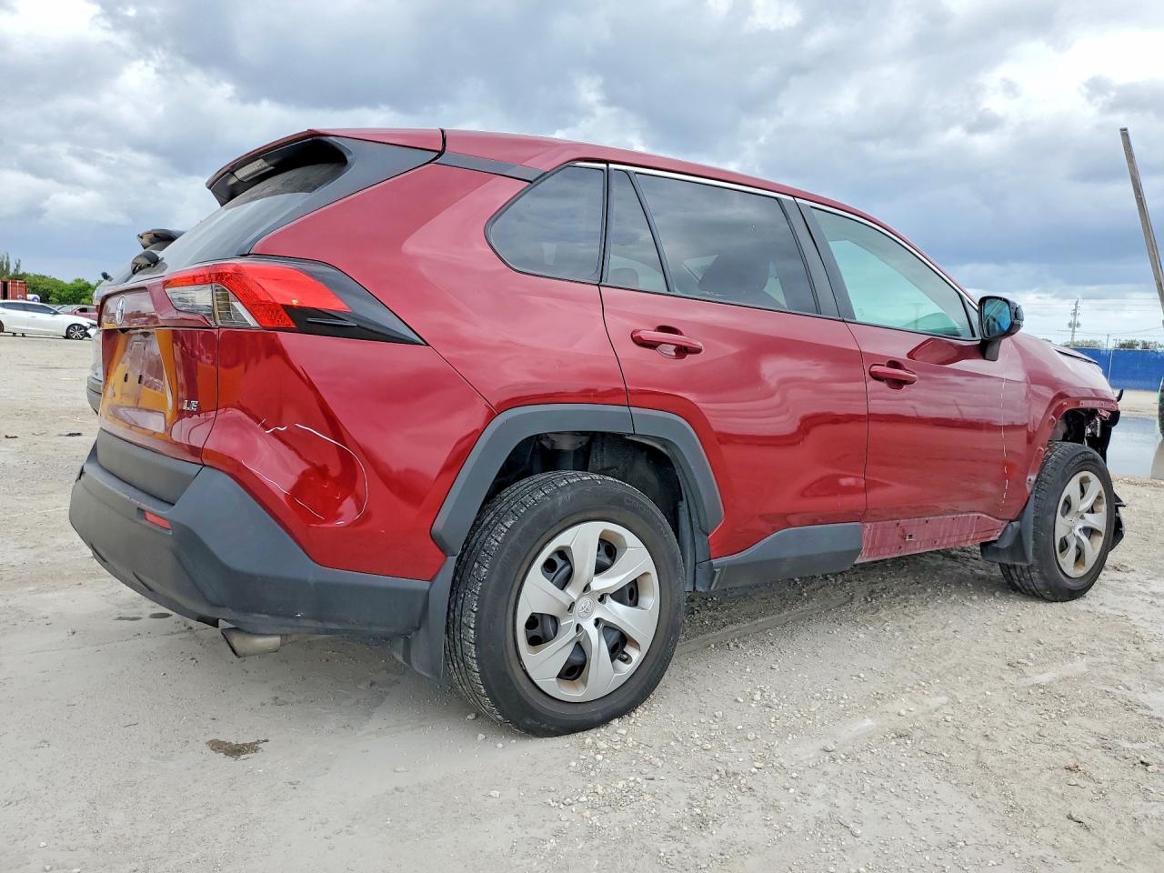 2022 Toyota Rav4 Le - Фото 3