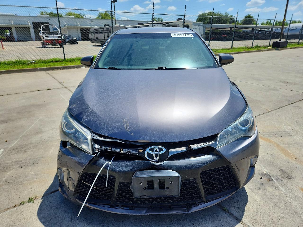 2016 Toyota Camry Se - Image 5