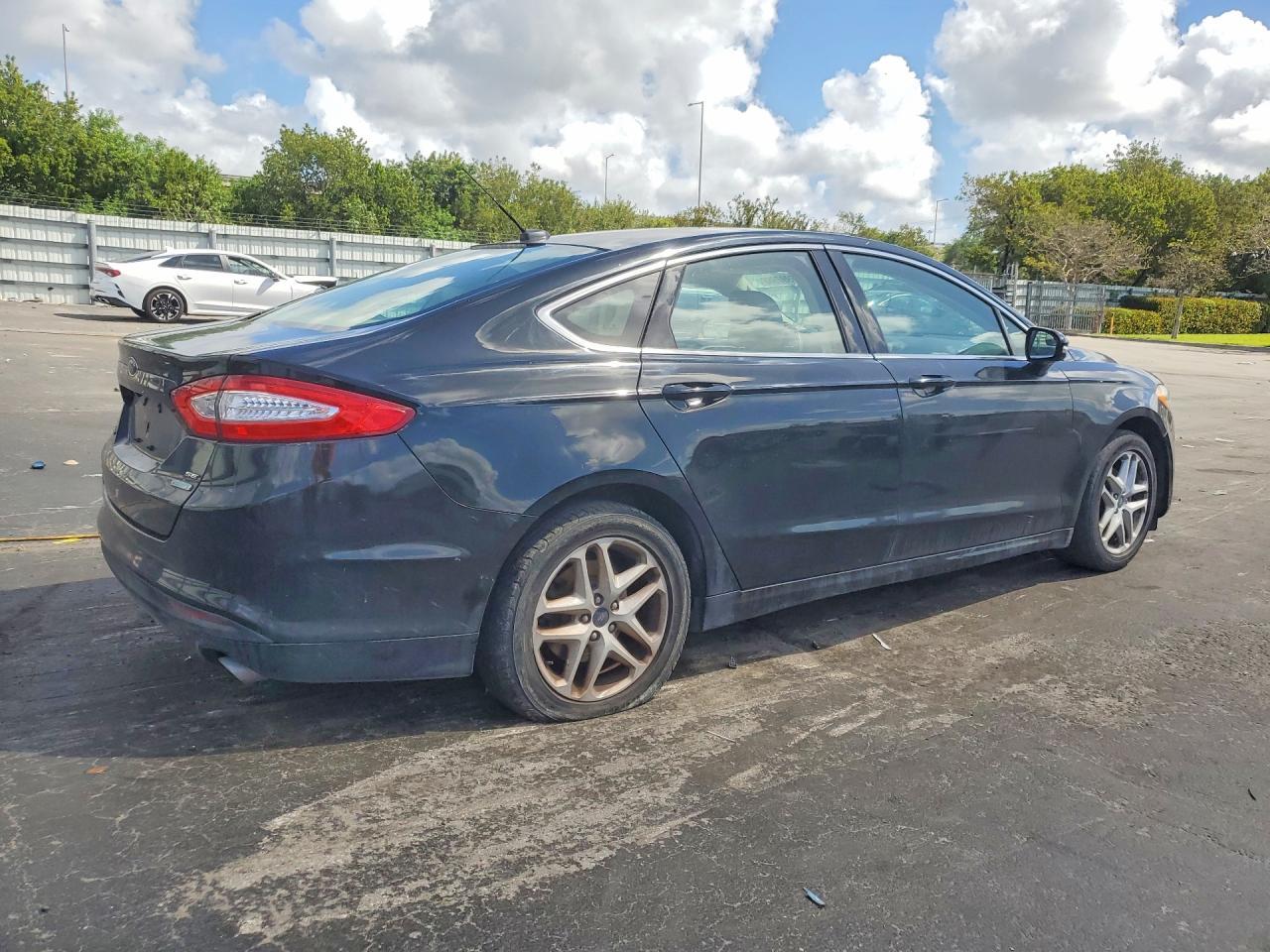 2016 Ford Fusion Se - Фото 3