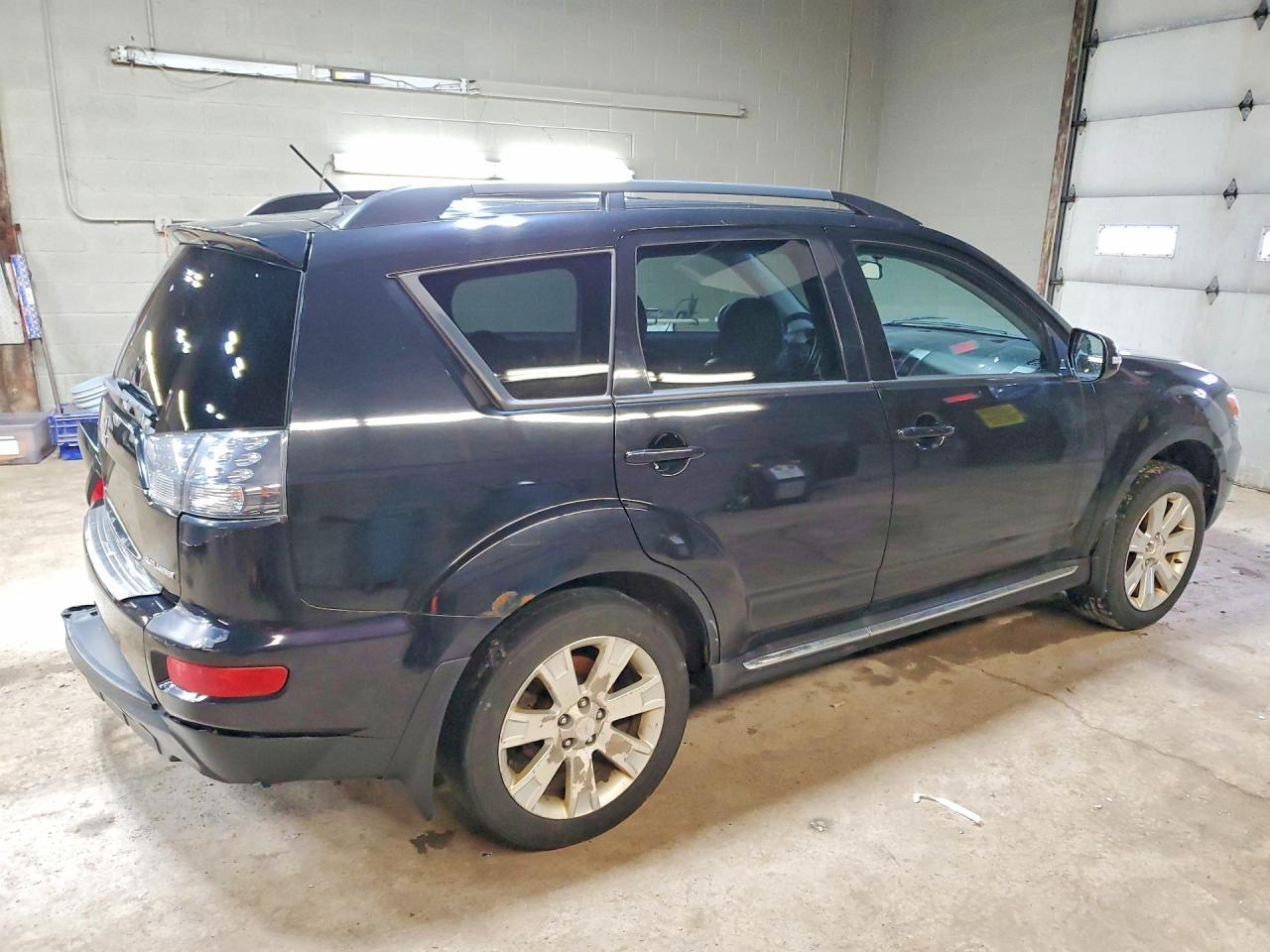 2010 Mitsubishi Outlander Se - Фото 3