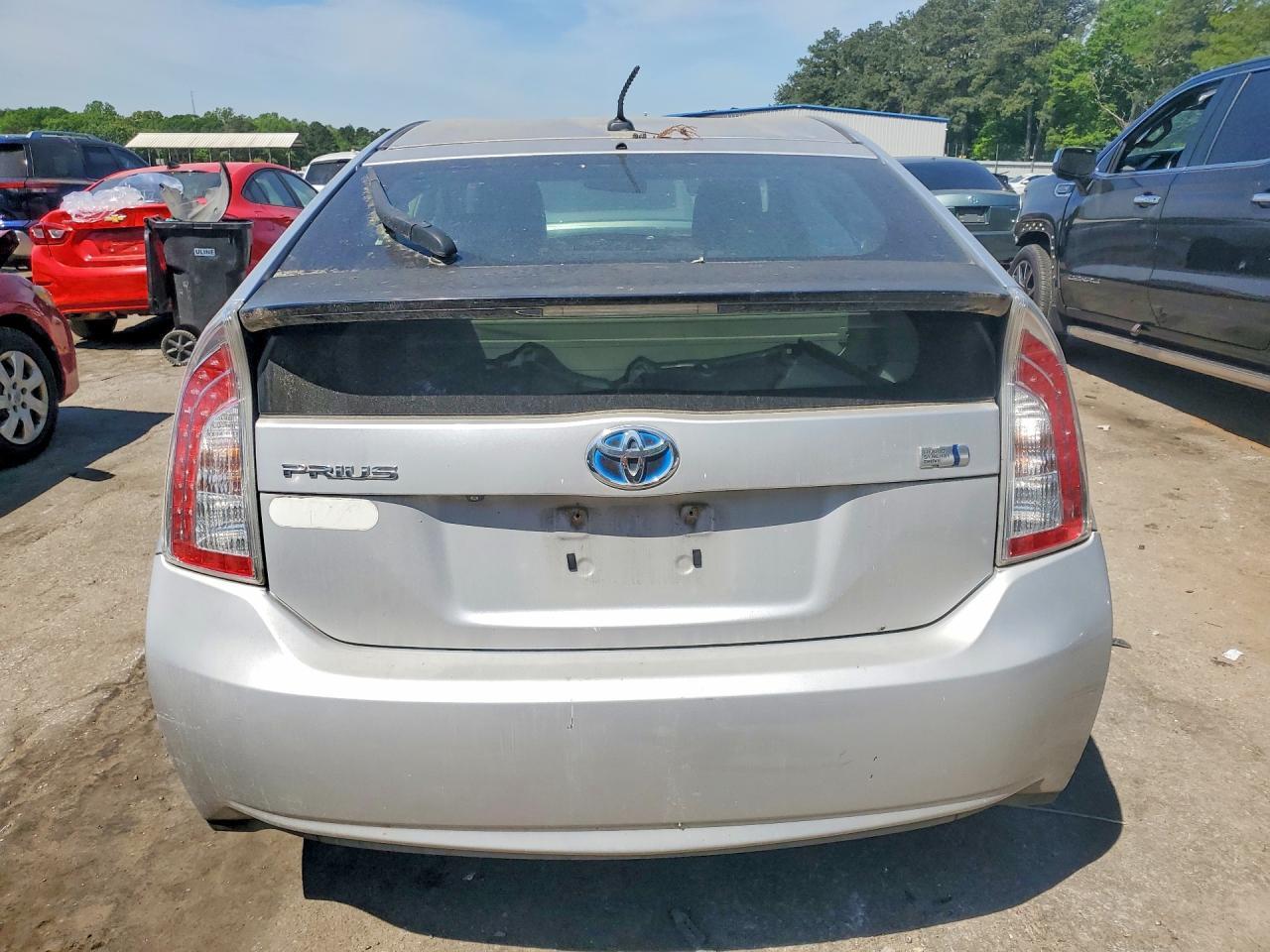 2013 Toyota Prius Three - Image 6