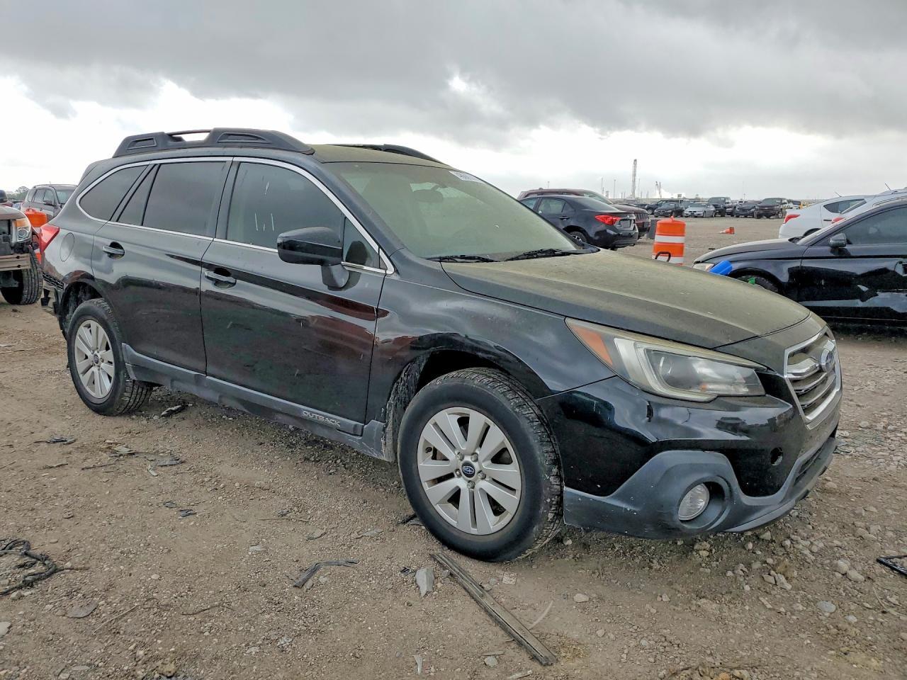2018 Subaru Outback - Image 4