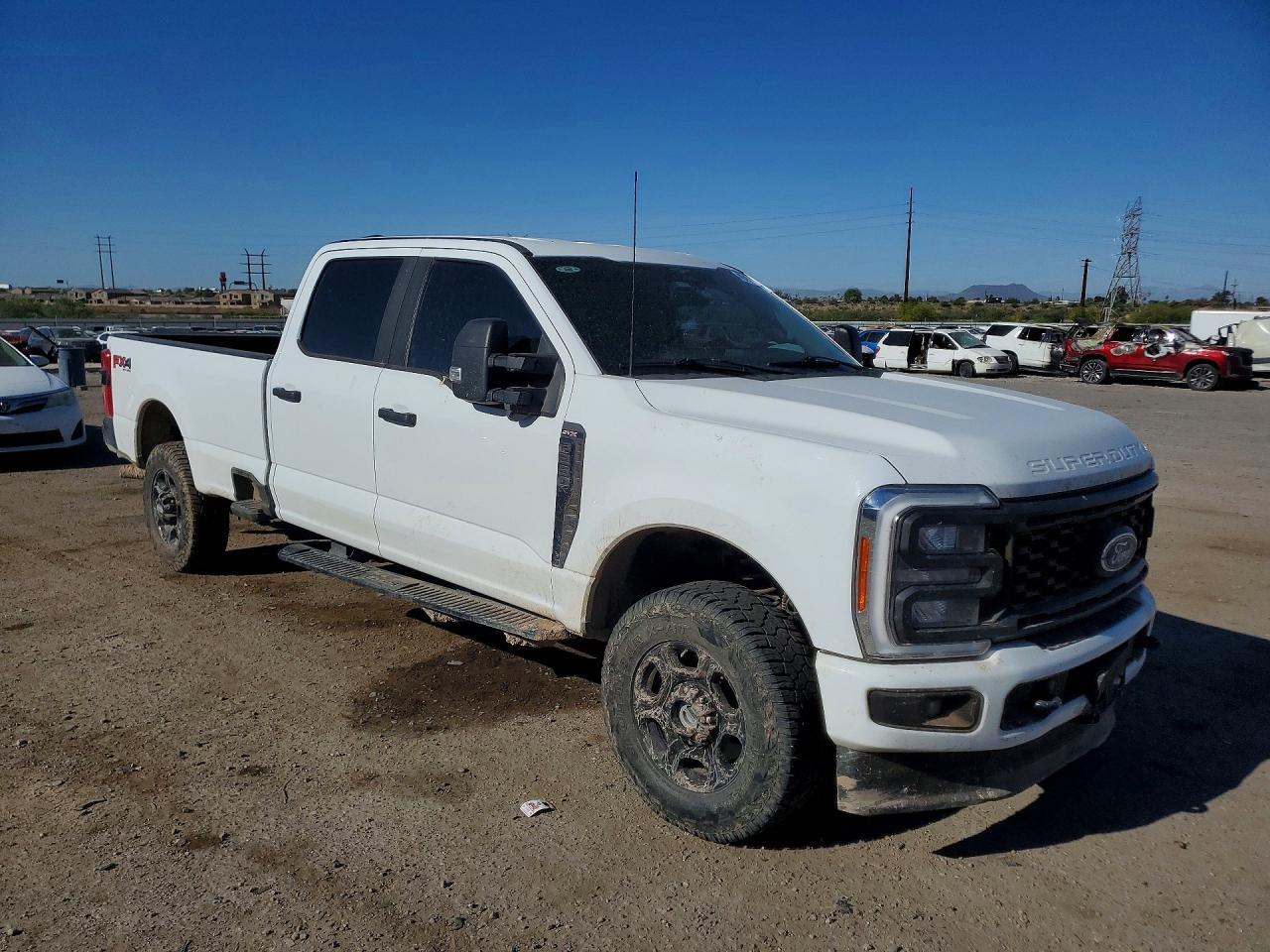 2023 Ford F250 - Image 4