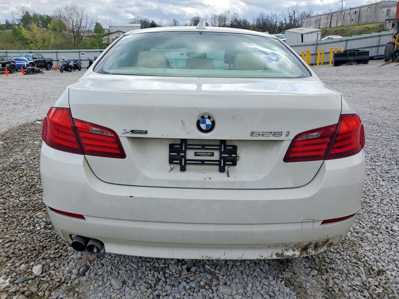 2013 BMW 528 Xi - Фото 6
