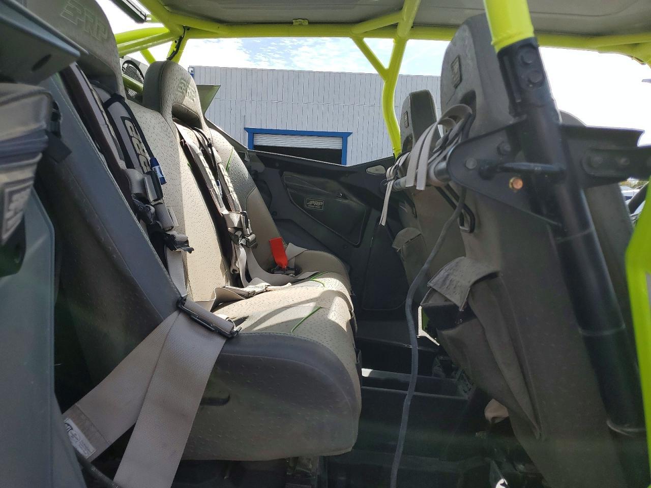 2022 Polaris General Utility Vehicle - Image 6