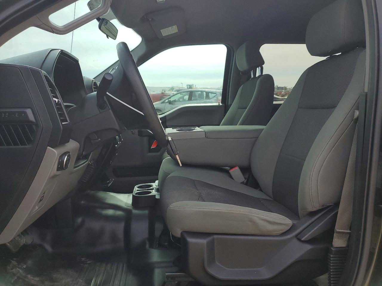 2015 Ford F150 Supercrew - Image 7