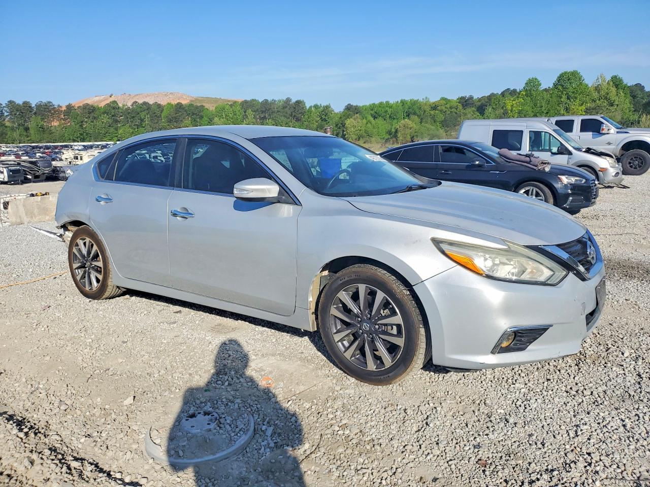 2017 Nissan Altima 2.5 Sl - Image 4