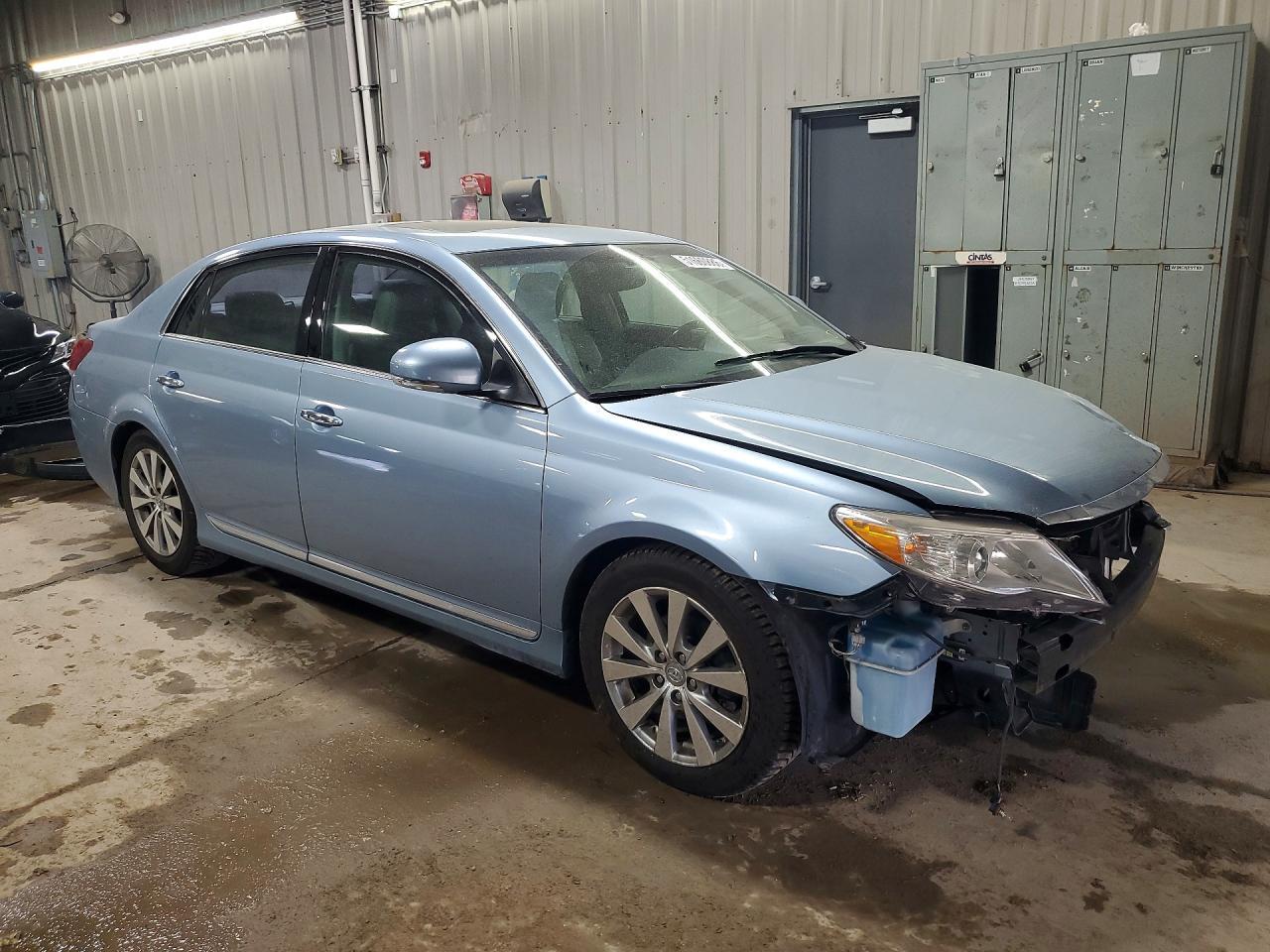 2011 Toyota Avalon Limited - Фото 4