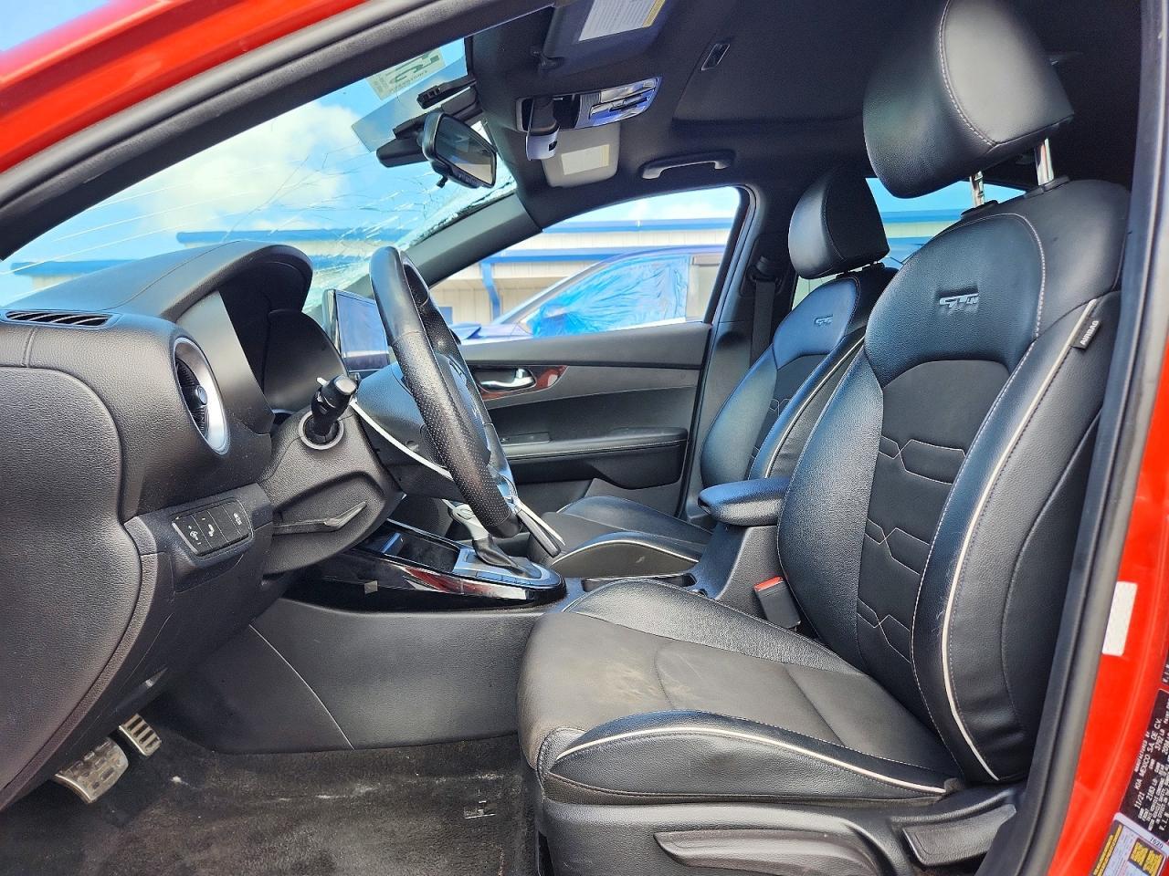 2022 Kia Forte Gt Line - Фото 7