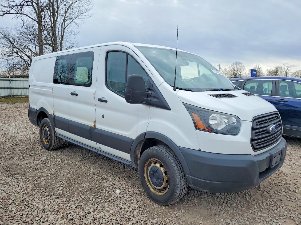 2015 Ford Transit 250 Delivery Van - Image 4