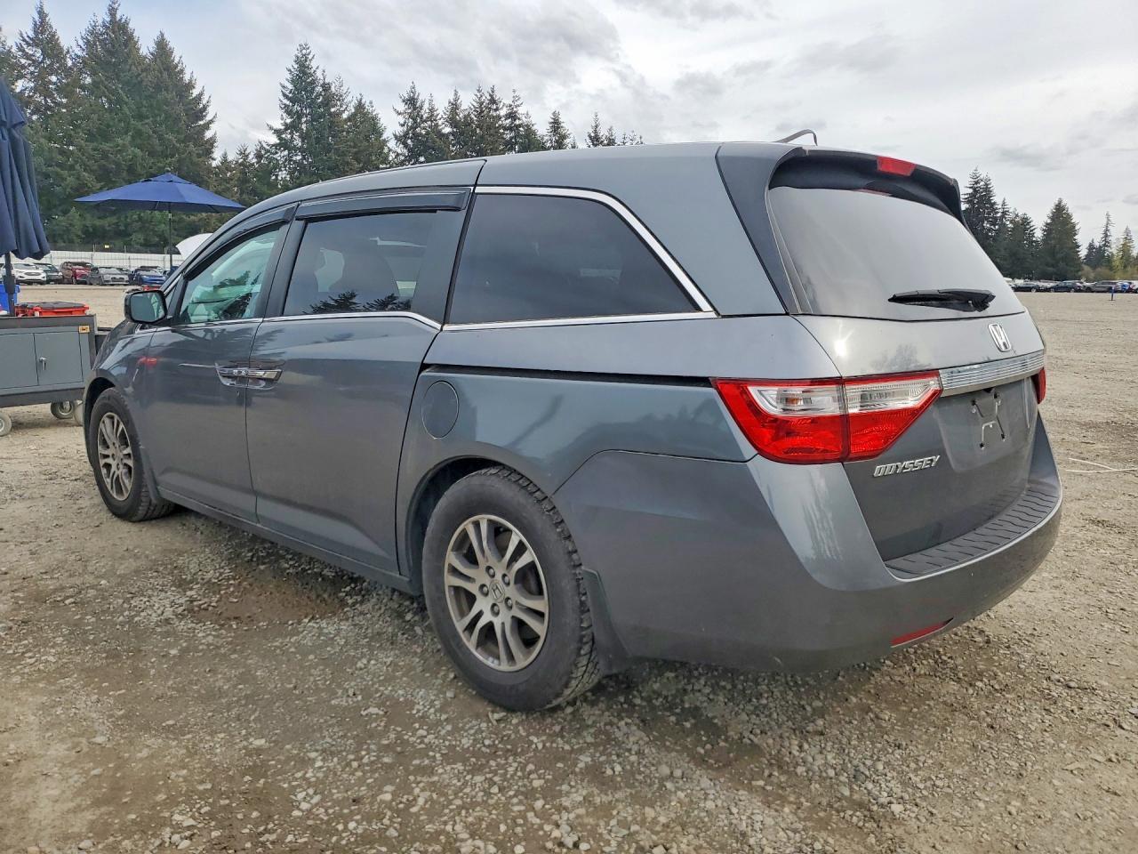 2013 Honda Odyssey Exl - Фото 2